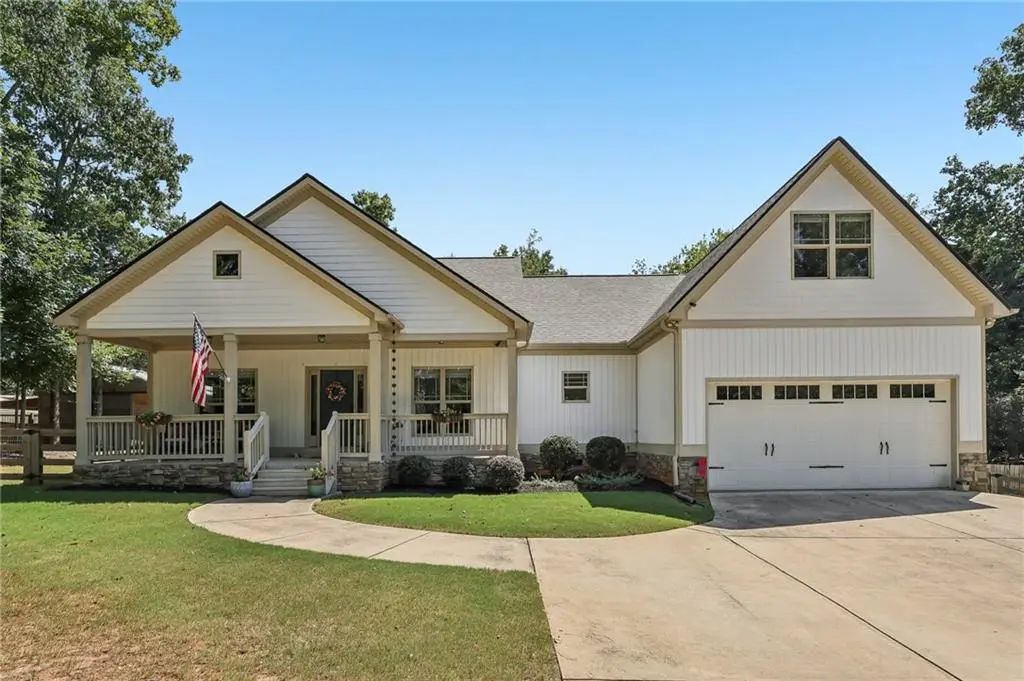 7220 Serenity Place, Cumming