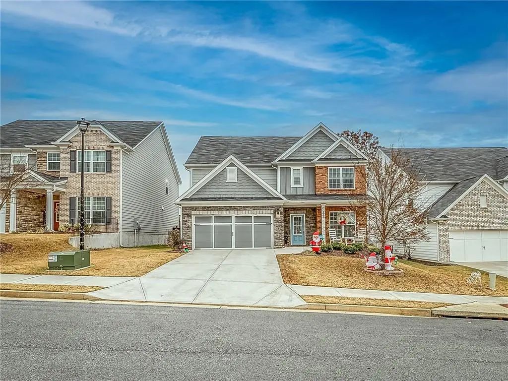 441 Timberleaf Road, Canton