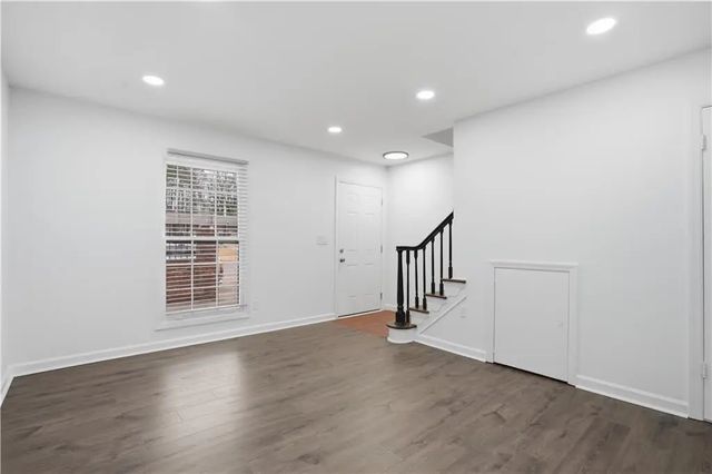 Unit L - 3113 Colonial Way, Atlanta