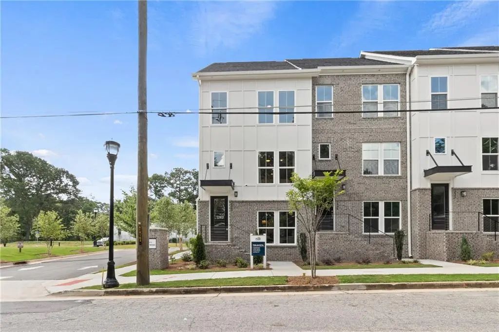 2578 Astaire Court, Atlanta