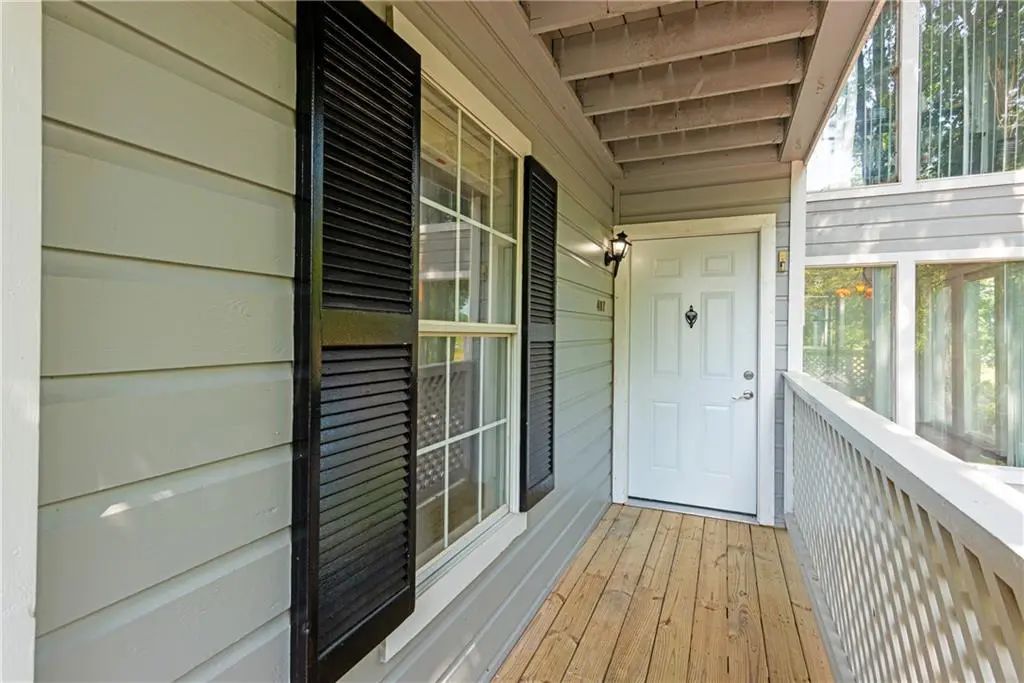 407 Natchez Trace, Atlanta