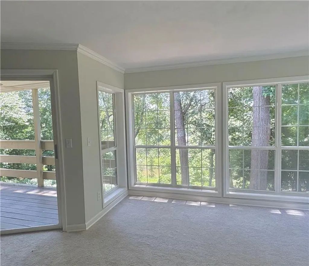 1308 Riverview Drive Se, Marietta