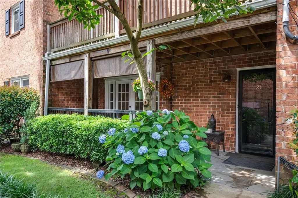 Unit 23 - 6520 Roswell Road, Atlanta