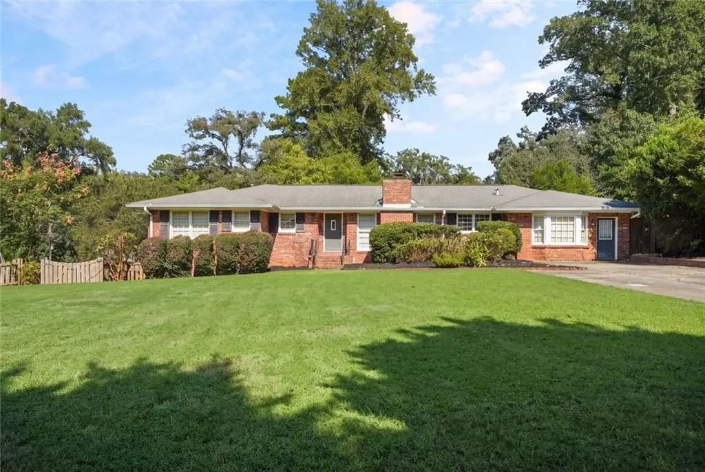 2579 Whiteleigh Drive Ne, Atlanta
