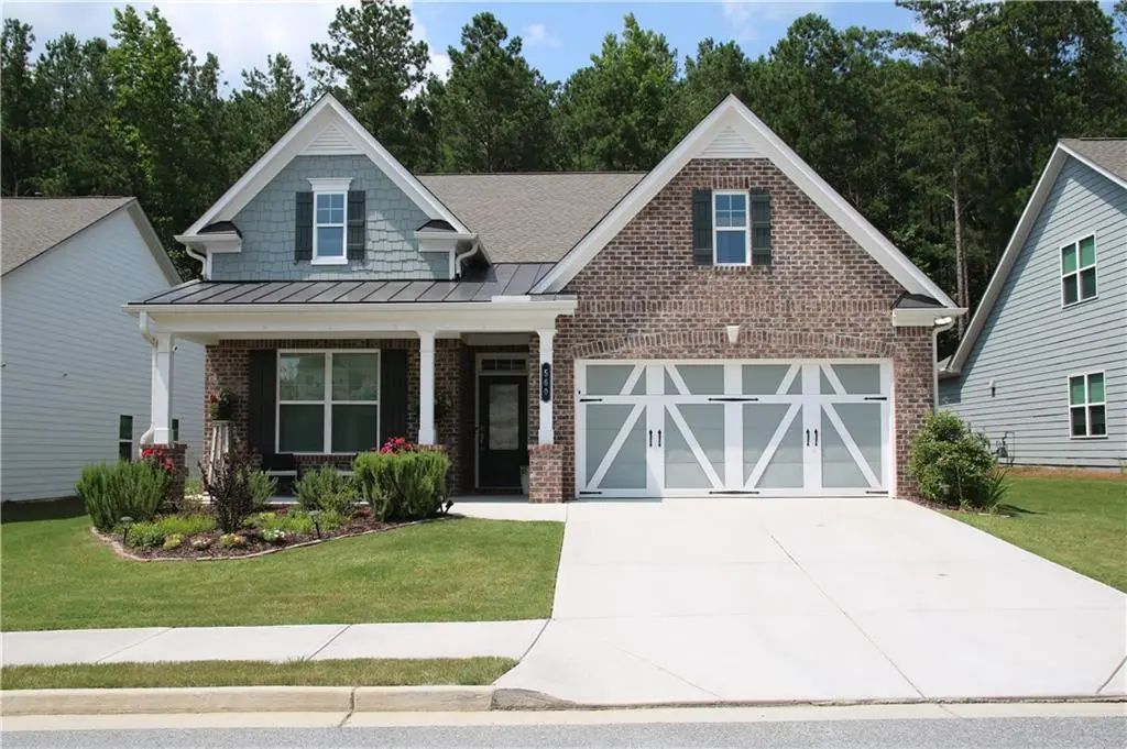 560 Plainfield Street, Fayetteville