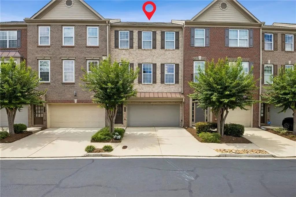 3279 Greenwood Oak Drive, Peachtree Corners