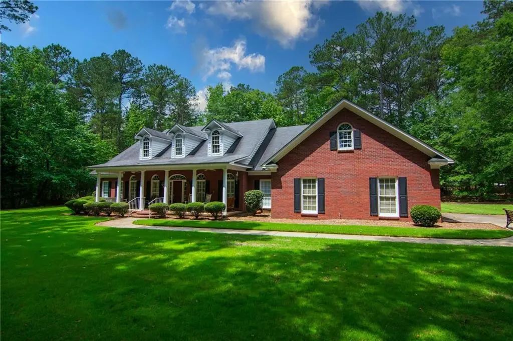 890 Piedmont Lake Road, Pine Mountain