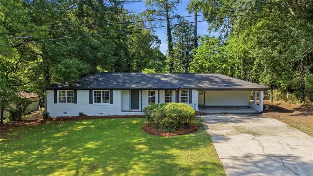 169 Robinhood Drive, Newnan