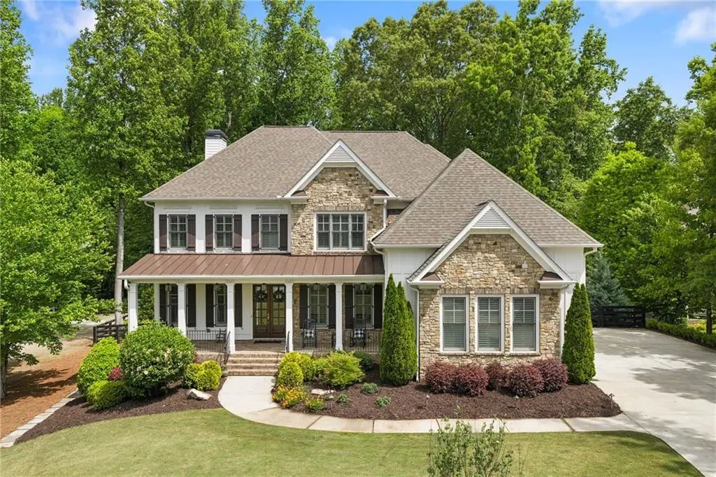 4535 Hawthorne Court, Alpharetta