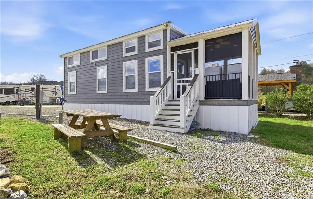 102 Mountain Meadows Drive, Morganton