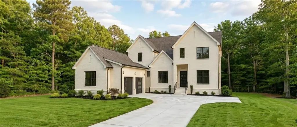 2863 N Bogan Road, Buford
