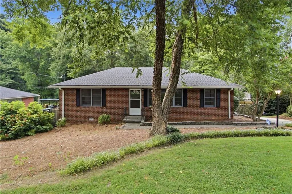 106 Larose Circle Se, Marietta
