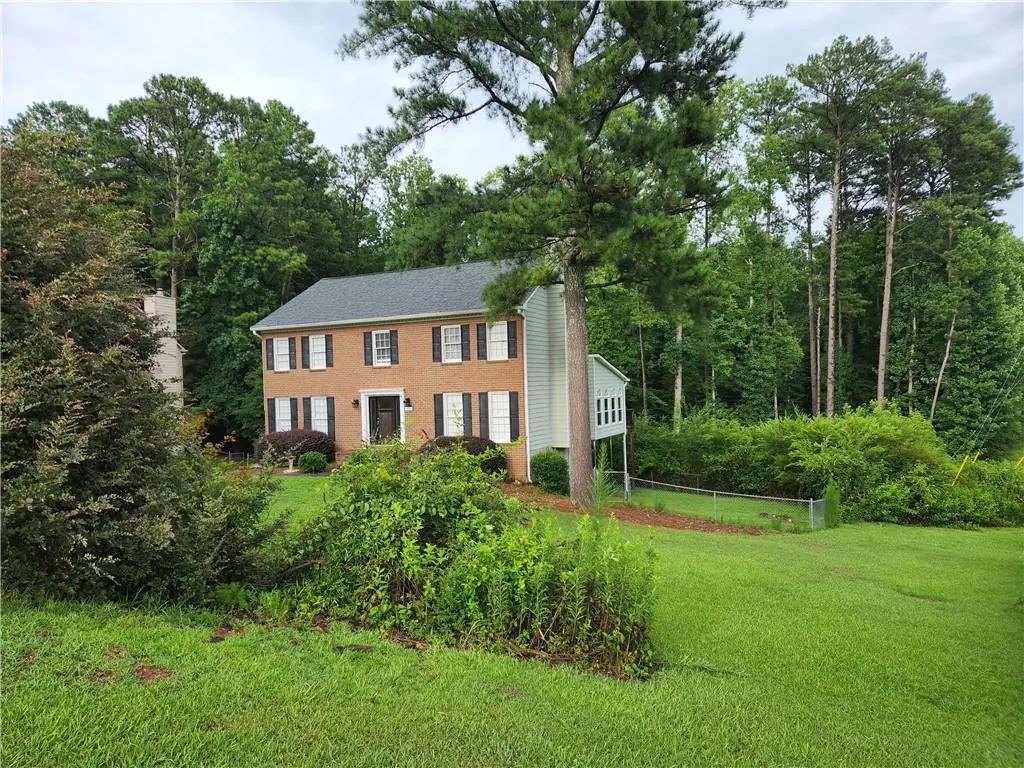 4656 Chimney Rock Drive Sw, Lilburn