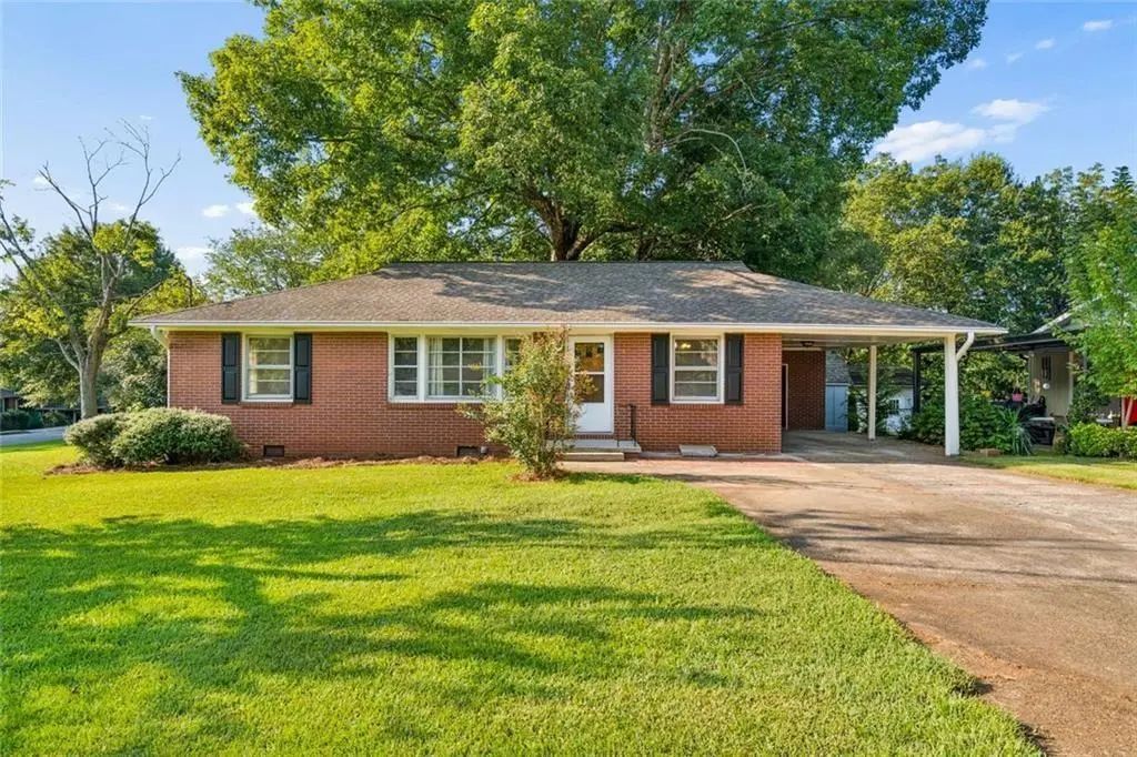 640 Kennesaw Drive Se, Smyrna