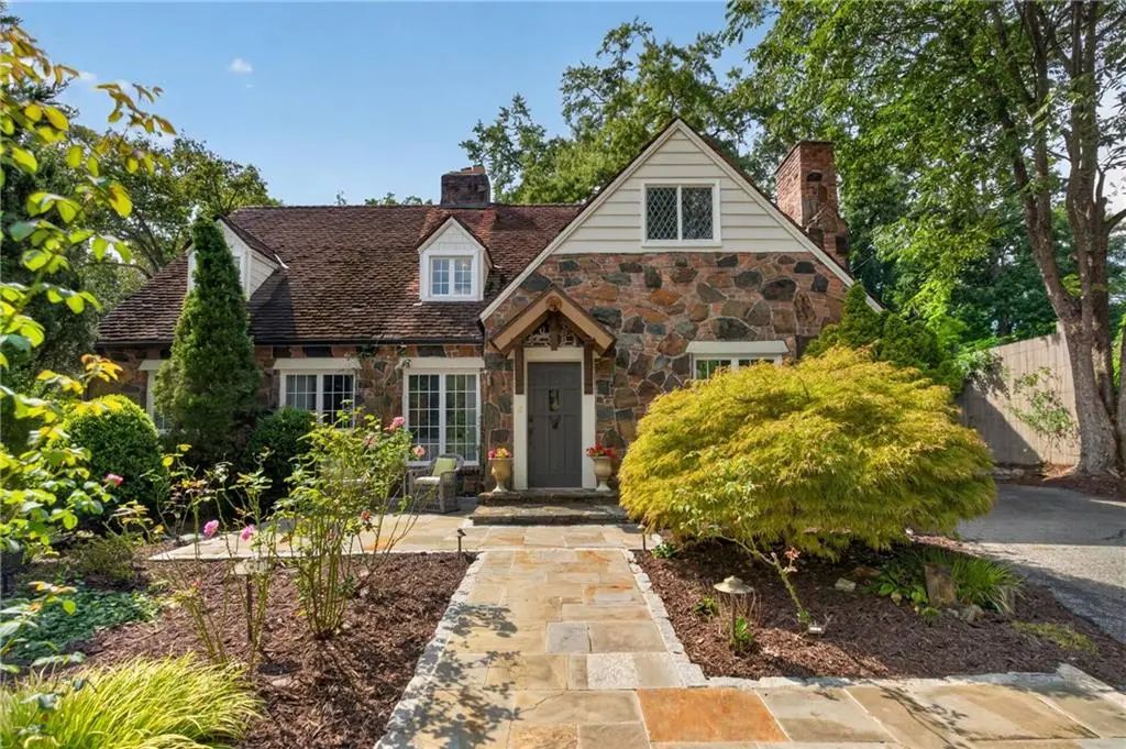 3626 Kingsboro Road Ne, Atlanta
