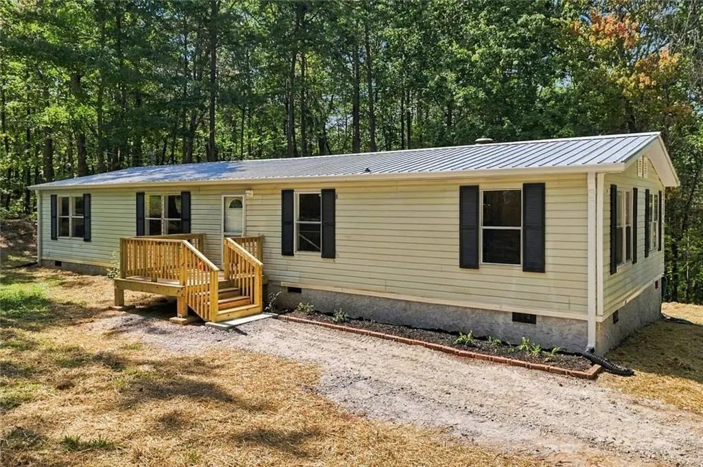 99 Adrianne Lane, Dawsonville