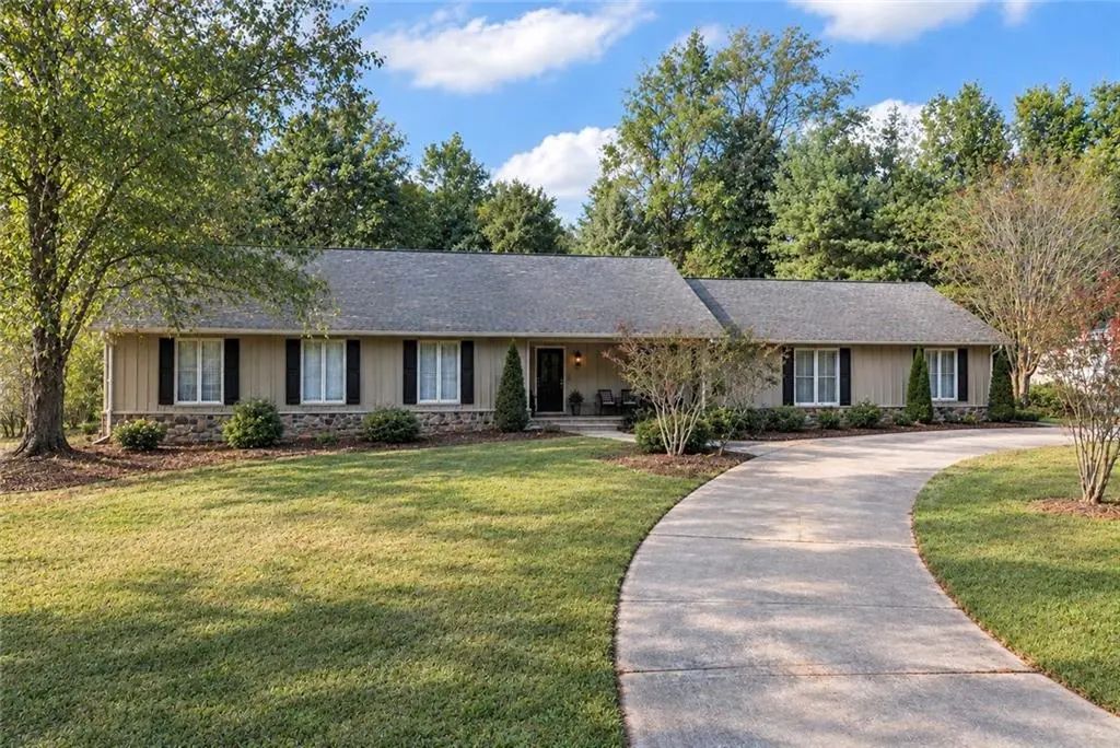 3526 Montgomery Drive, Gainesville