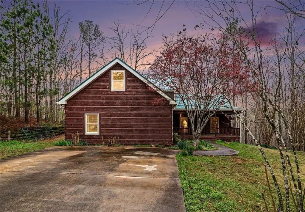 9150 W Banks Mill Road, Winston