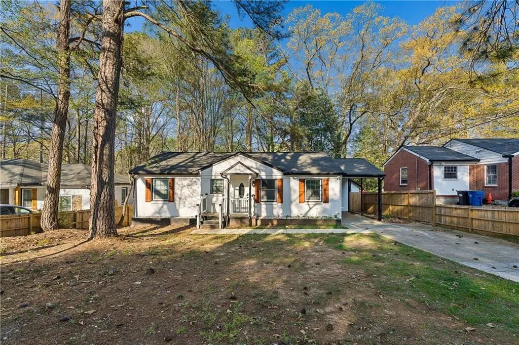 2545 Plantation Drive, Atlanta