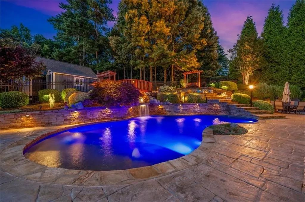 20 Lake Overlook Drive, White