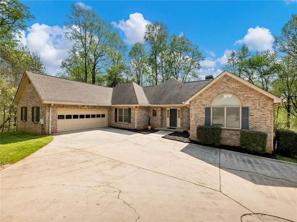2982 Rivercrest Drive, Gainesville