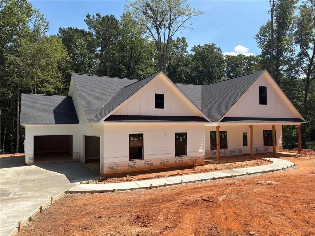 5544 Highway 101 N, Dallas