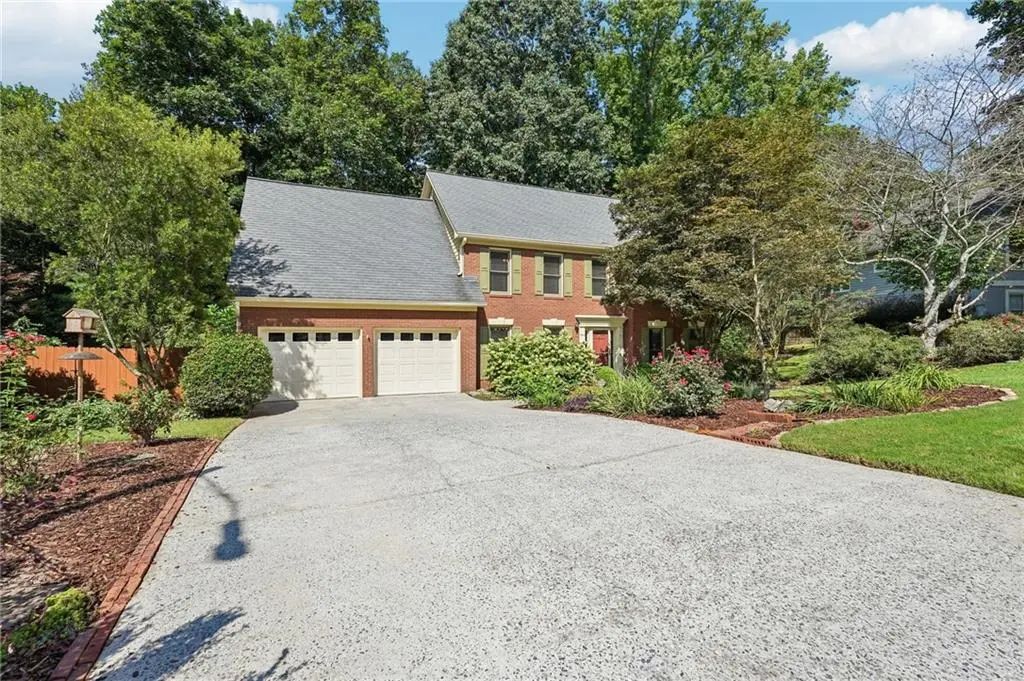 89 Creekside Drive, Dallas