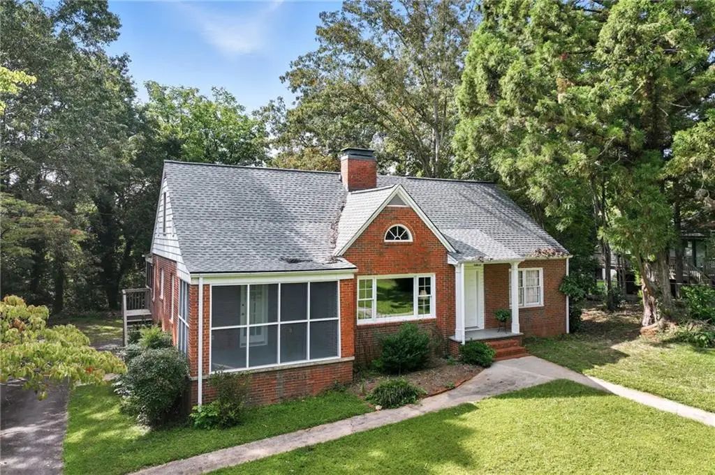 329 Morrison Moore Parkway E, Dahlonega