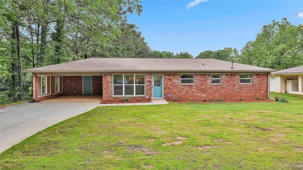 191 Pine Street, Fairburn