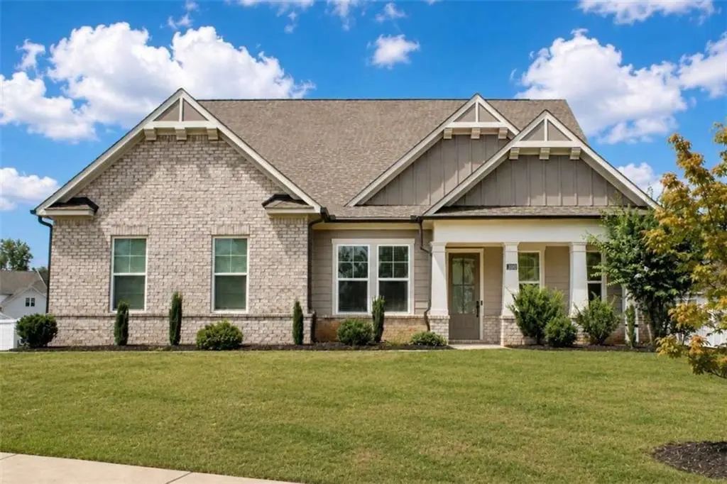 300 Rexmere Rd, Mcdonough