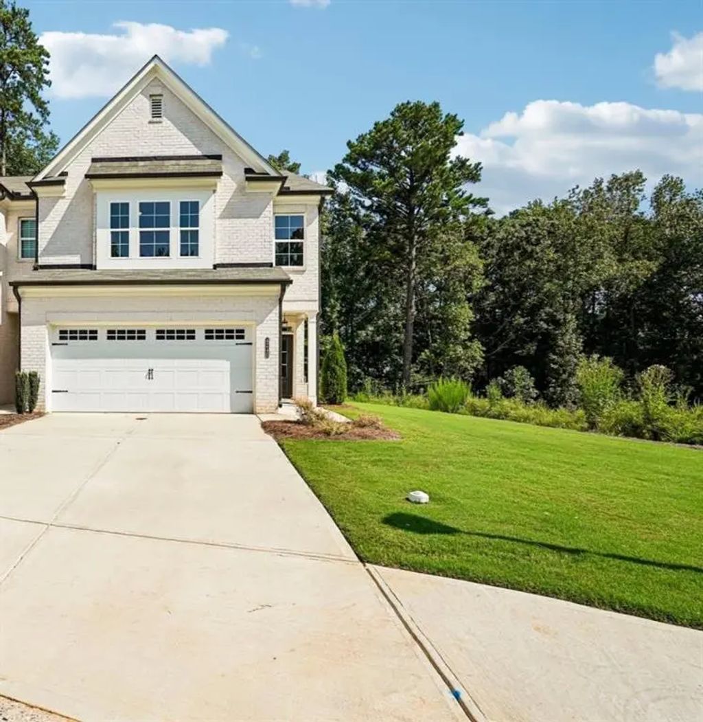 4240 Cavalier Way, Duluth