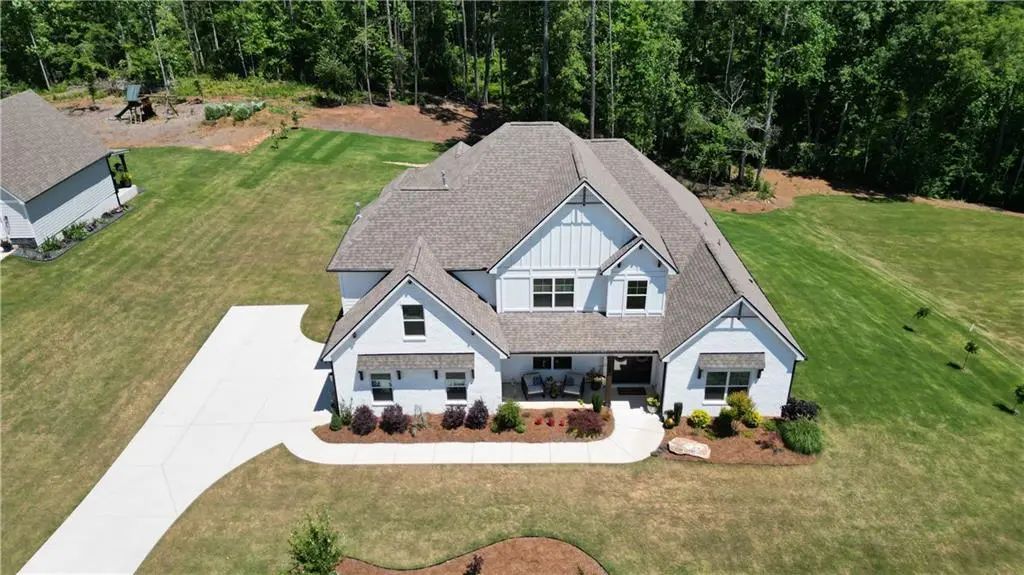 65 Starr Place, Newnan