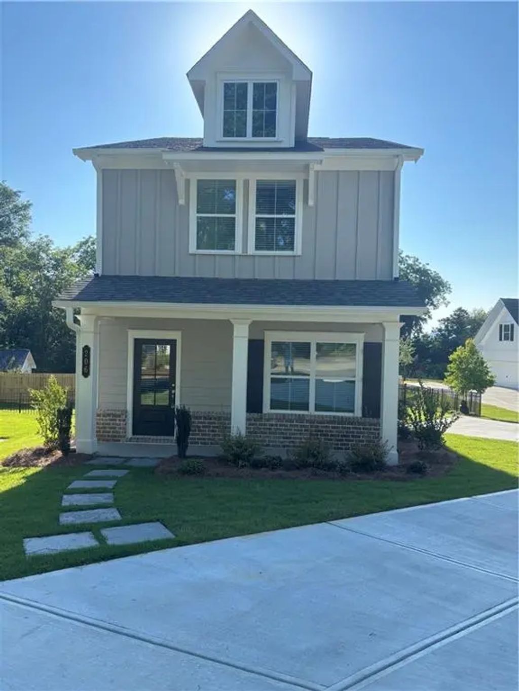 206 Summit Avenue, Marietta