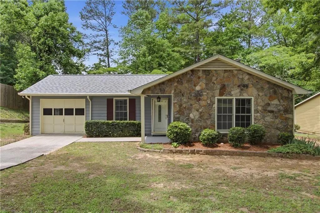 1171 Salisbury Trail, Riverdale