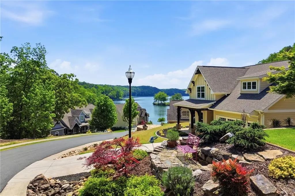 114 Sunset Peak Court, Waleska