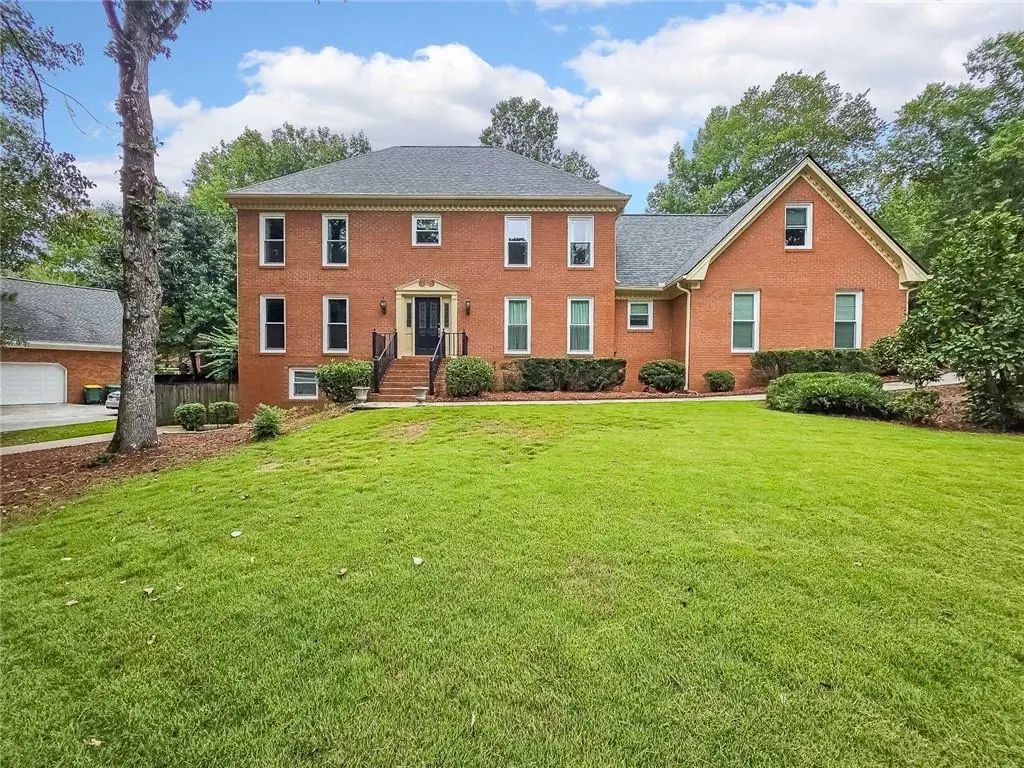 5616 Broxton Circle, Peachtree Corners