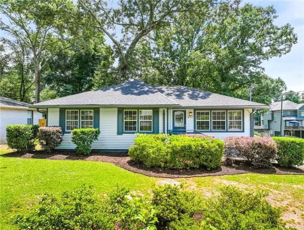 1297 Diamond Avenue Se, Atlanta