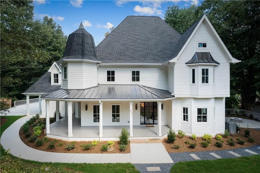 4431 Northside Chase Nw, Atlanta