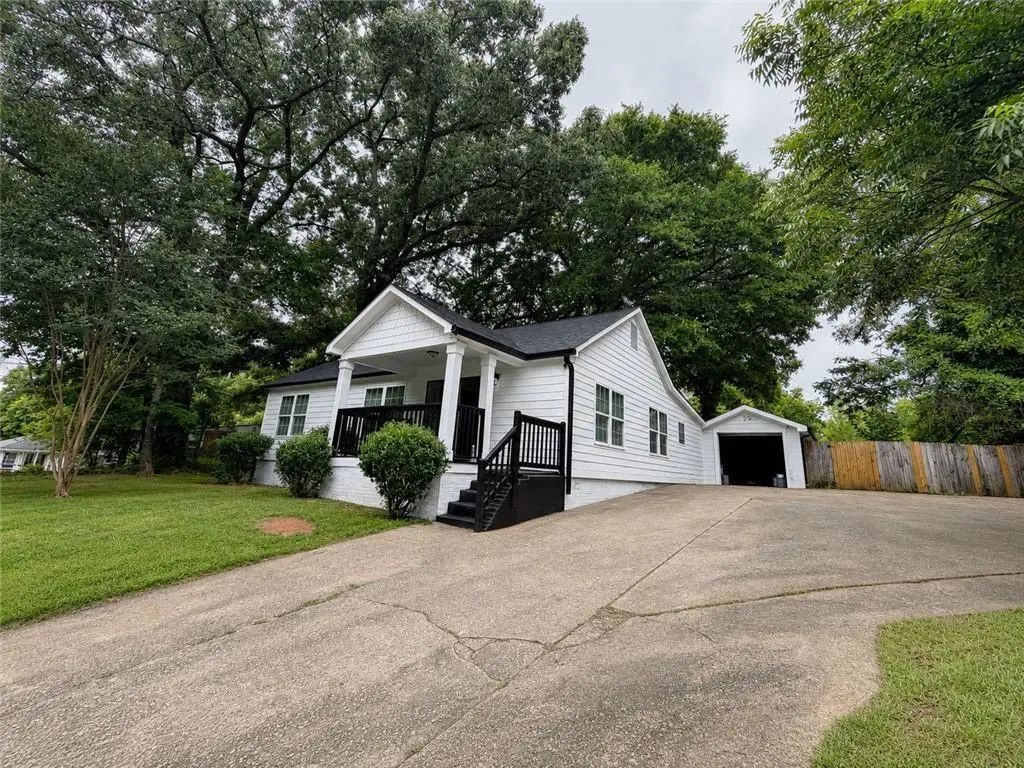2131 Pryor Road Sw, Atlanta
