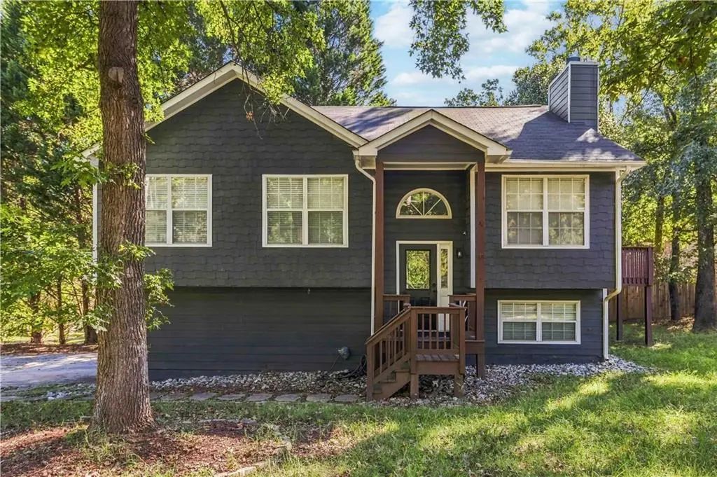 3235 Southshore Court, Cumming