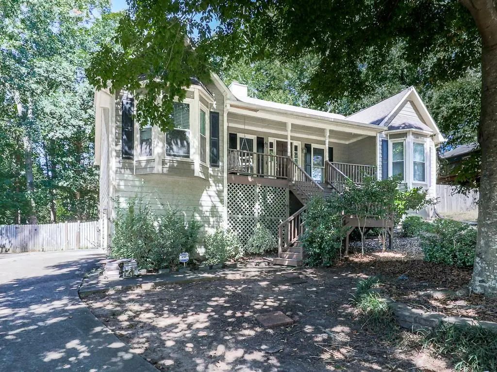 4440 Whiteleaf Way, Canton