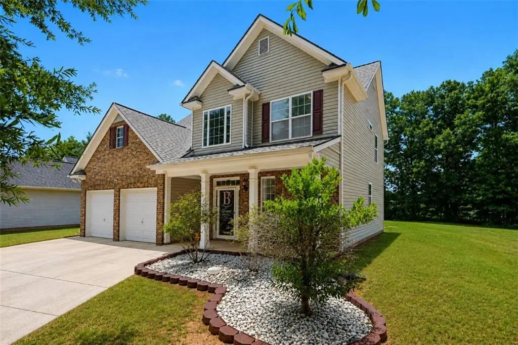 140 Revolutionary Drive, Hampton