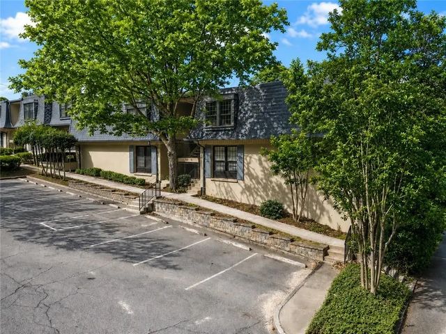 53 La Rue Place Nw, Atlanta
