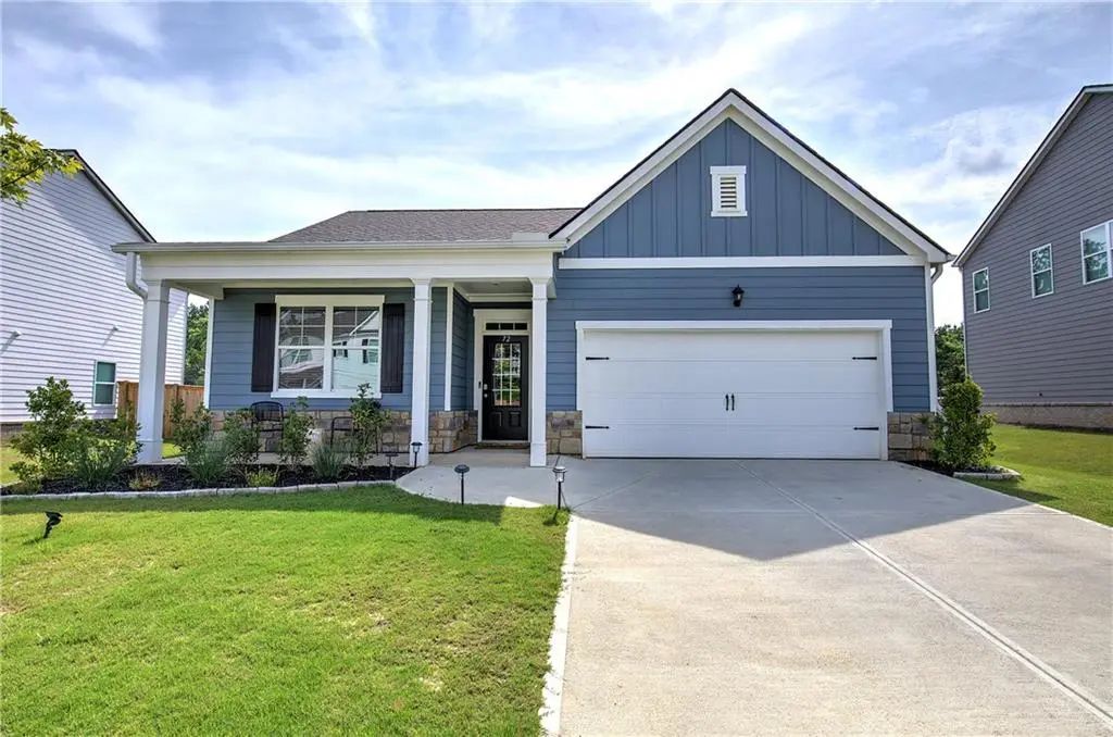 72 Grove Springs Court, Cartersville