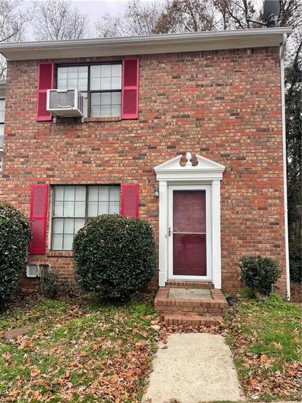 6938 Oakhill Circle, Austell