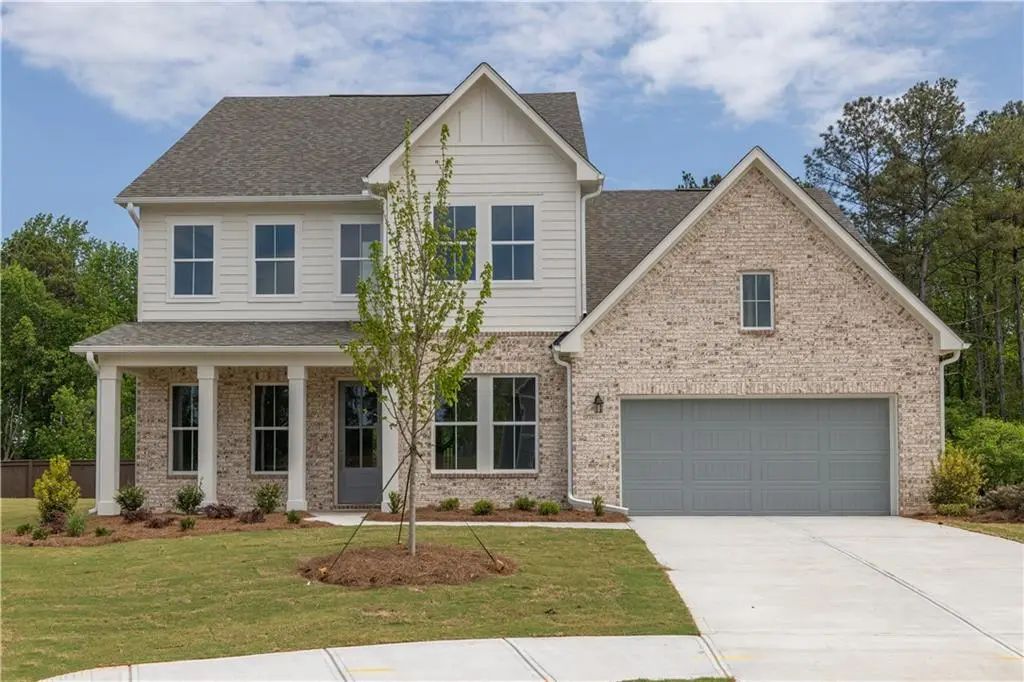65 Hickory Grove Lane, Hoschton