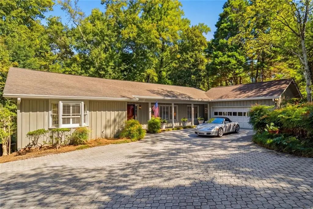 5059 Pine Bark Circle, Dunwoody