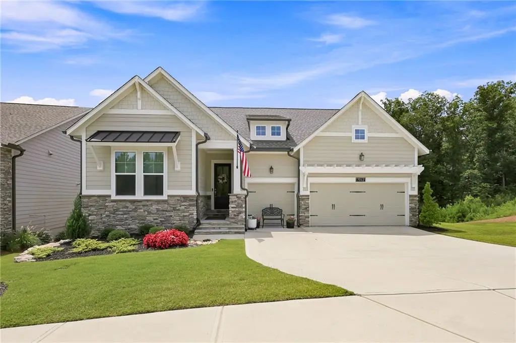7012 Cottage Grove Drive, Flowery Branch