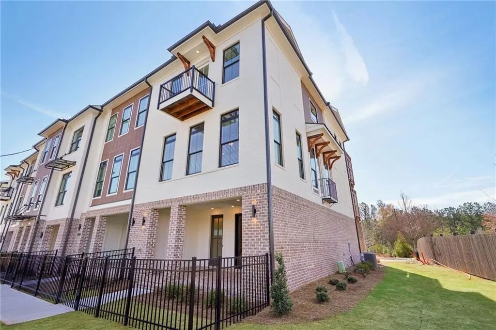 Unit 75 - 140 Iveybrooke Lane, Alpharetta