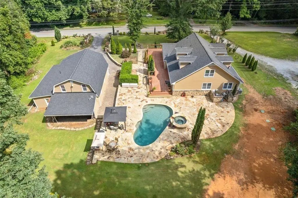 335 Level Creek Road, Sugar Hill